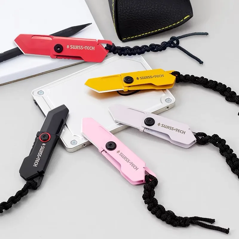 SWISS TECH Mini couteau de poc - Tech Accessories Kit avis et prix