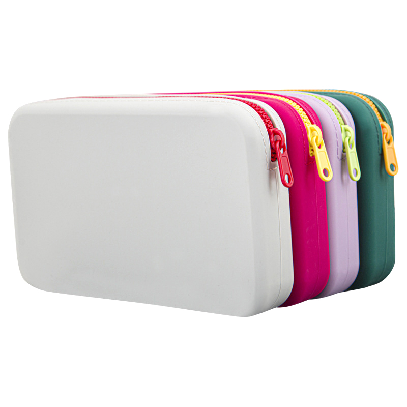 Sac de rangement carré en Sili - Tech Accessories Kit avis et prix