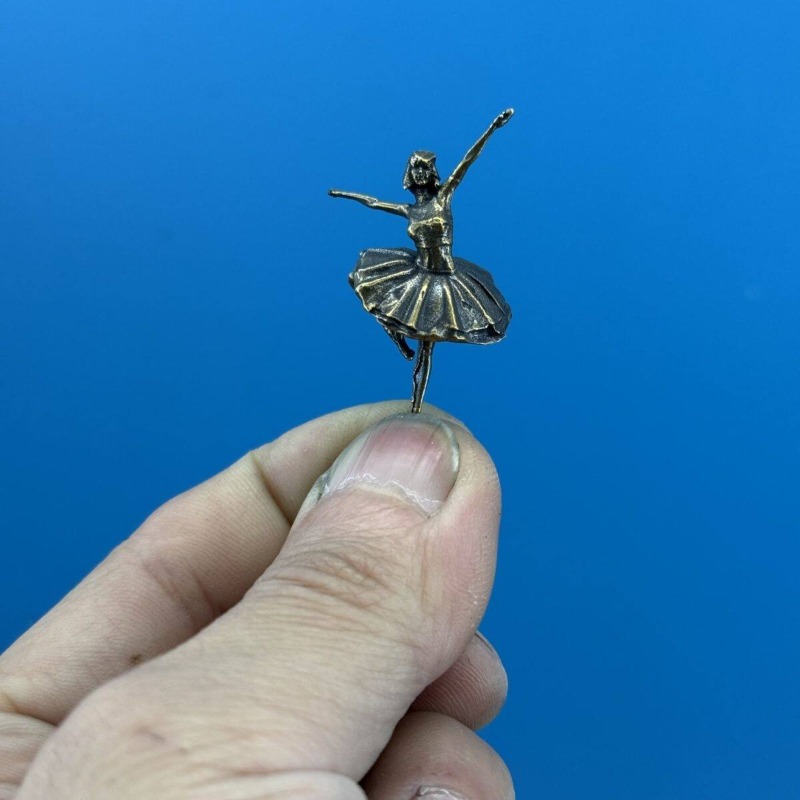 Figurines de ballet Cygne Noir - Tech Girl Accessories avis et prix