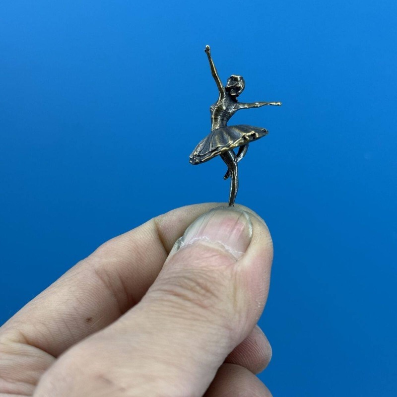 Figurines de ballet Cygne Noir - Tech Girl Accessories avis et prix
